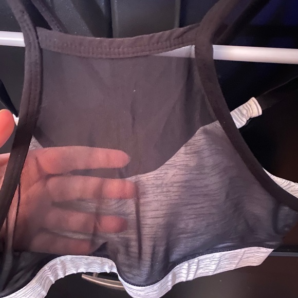 Ethos Sports Bra - Picture 2 of 5